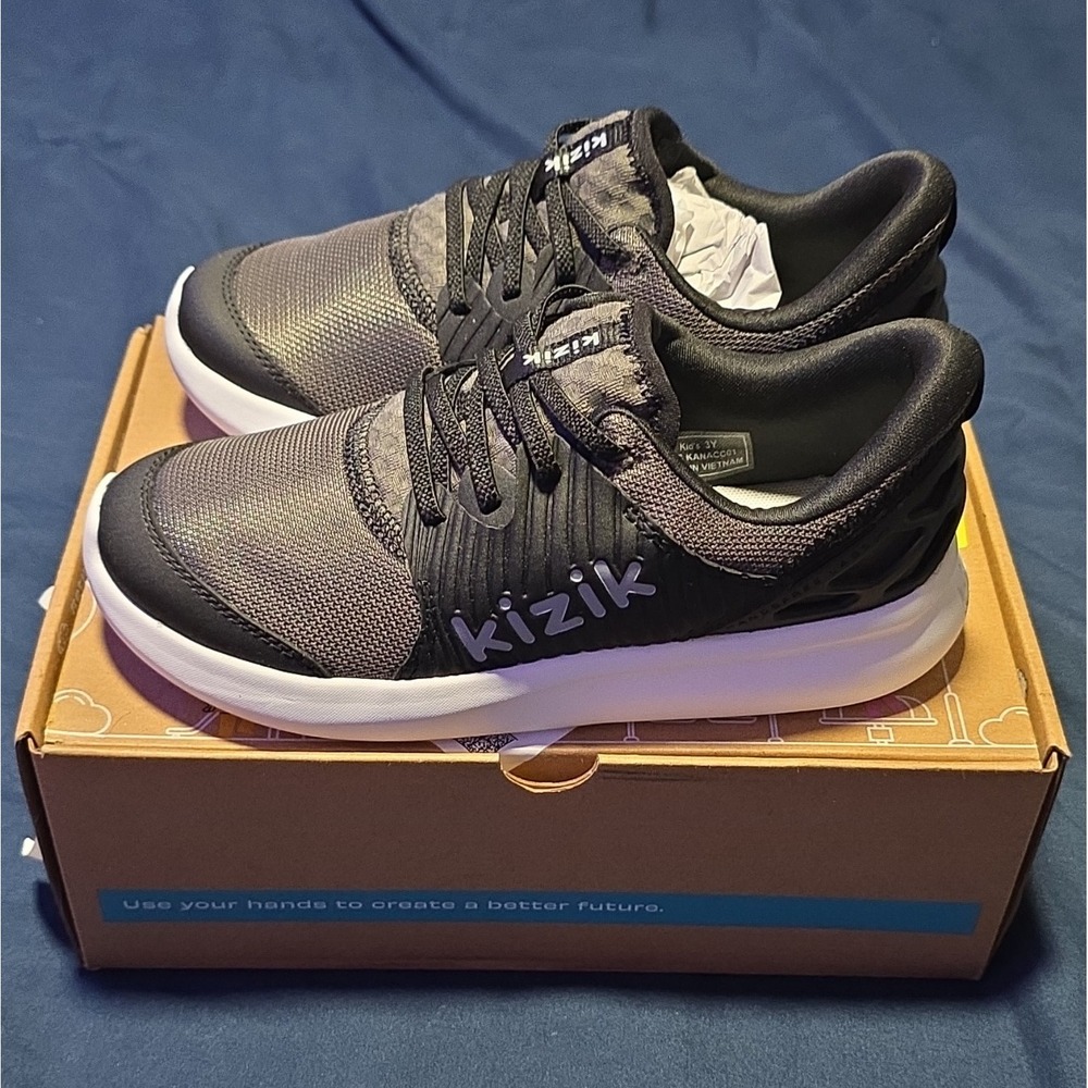 Kizik Kids Athens Mesh Low Top Lace-Up Athletic Sneakers Charcoal/Black US 3